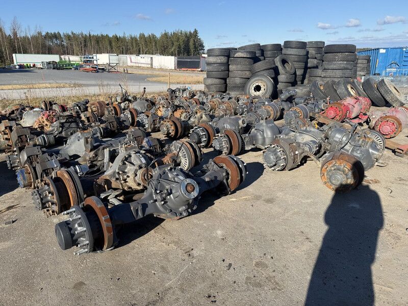 Volvo RTS2370A RSS1125 RTH2610F RTH3312 RTH3815 MD15 CTEV87 - Galinė ašis: foto 1 Volvo RTS2370A RSS1125 RTH2610F RTH3312 RTH3815 MD15 CTEV87 - Galinė ašis: foto 1