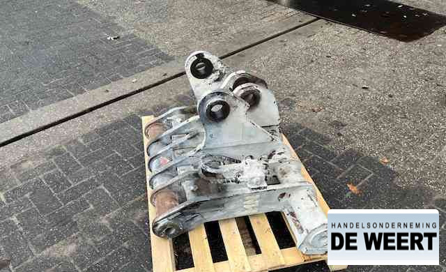 Matt Nielen snelwissel , set met bak en palletvorken - Greita jungtis: foto 3 Matt Nielen snelwissel , set met bak en palletvorken - Greita jungtis: foto 3