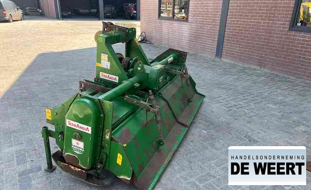 TerraNova c-230 frees , maschio c-230 frees - Žemės dirbimo freza: foto 4 TerraNova c-230 frees , maschio c-230 frees - Žemės dirbimo freza: foto 4