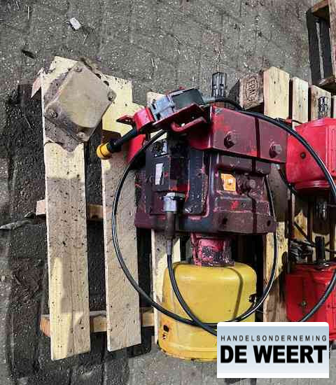 Trioliet tandwielkast , haakse aandrijving , trioliet mengwagen - Pavarų dėžė - Žemės ūkio technika: foto 4 Trioliet tandwielkast , haakse aandrijving , trioliet mengwagen - Pavarų dėžė - Žemės ūkio technika: foto 4