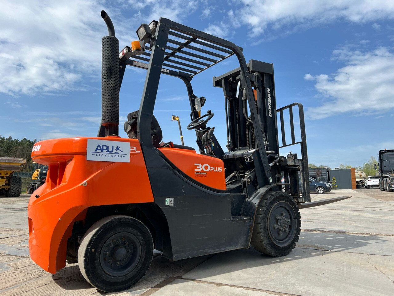 DOOSAN D30 GP - Šakinis krautuvas: foto 5 DOOSAN D30 GP - Šakinis krautuvas: foto 5
