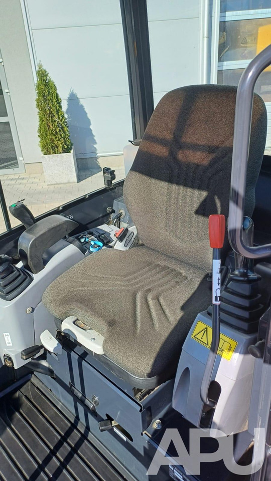 KUBOTA KX018-4 - Mini ekskavatorius: foto 2 KUBOTA KX018-4 - Mini ekskavatorius: foto 2