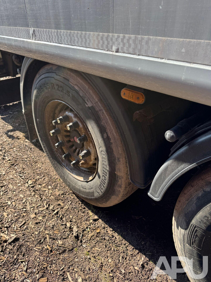 Kraker CF 500 SL - Su slankiojanciomis grindimis puspriekabė: foto 4 Kraker CF 500 SL - Su slankiojanciomis grindimis puspriekabė: foto 4