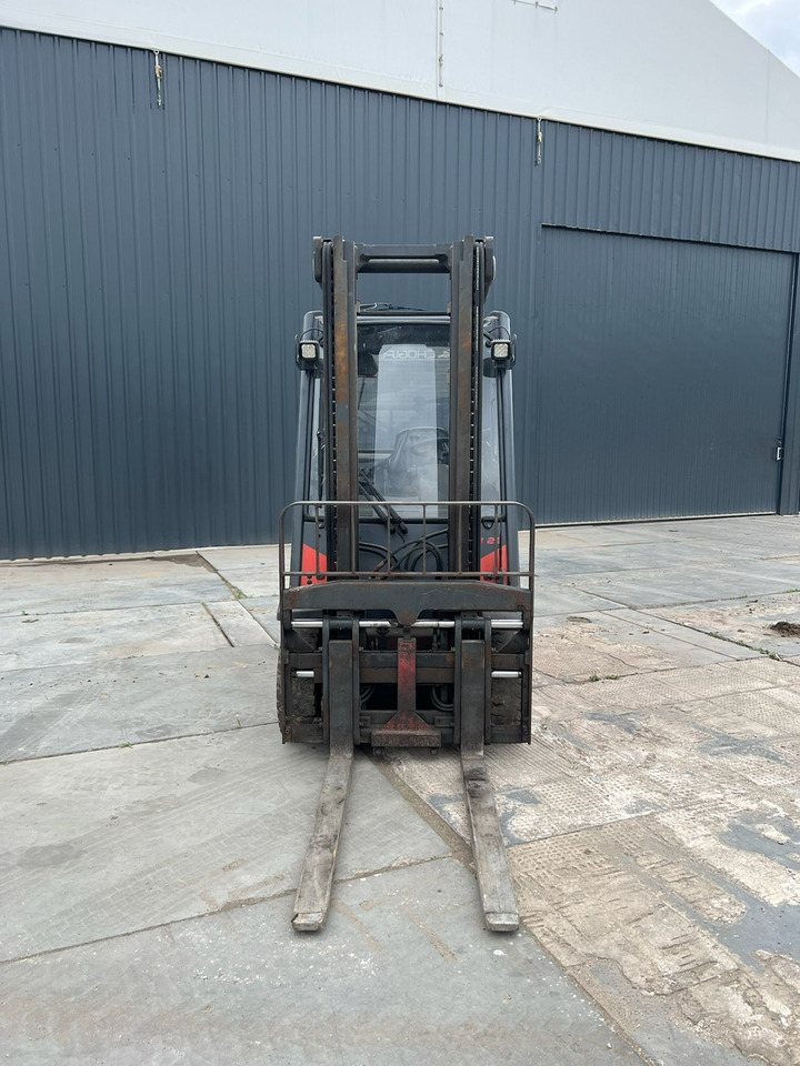 LINDE H25D-02 - Šakinis krautuvas: foto 3 LINDE H25D-02 - Šakinis krautuvas: foto 3