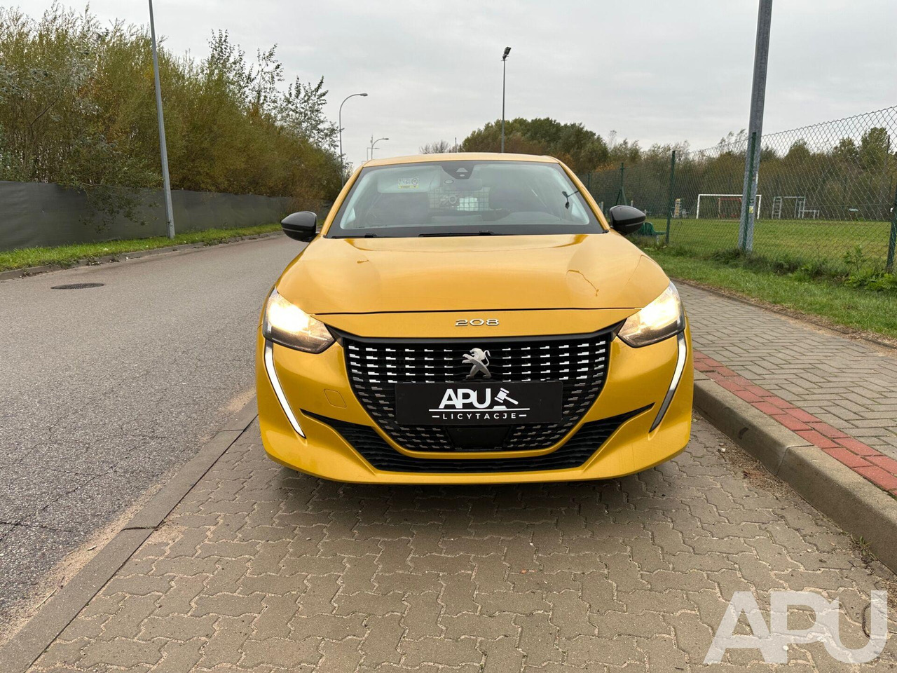 PEUGEOT 208 1,2 VAN - Lengvasis automobilis: foto 2 PEUGEOT 208 1,2 VAN - Lengvasis automobilis: foto 2