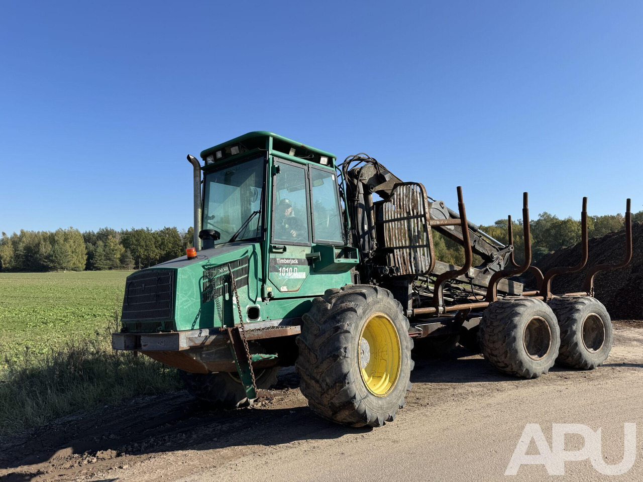 Timberjack do przewozu drewna - Forvarderis: foto 1 Timberjack do przewozu drewna - Forvarderis: foto 1