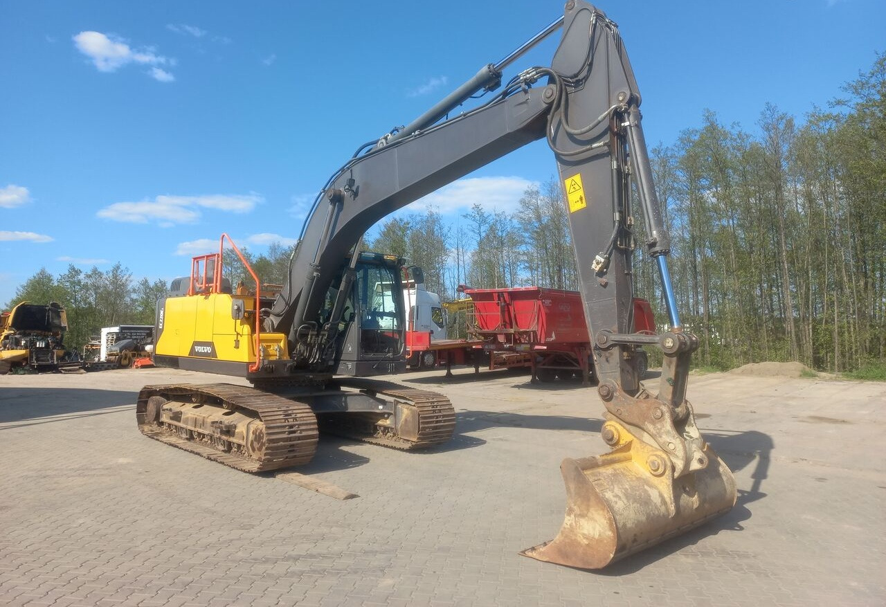 Volvo EC 220EL - Vikšrinis ekskavatorius: foto 3 Volvo EC 220EL - Vikšrinis ekskavatorius: foto 3