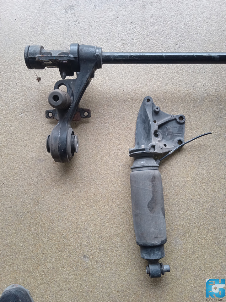 RENAULT TRUCK T CABINE STABILISATOR >2014 GEBRUIKT 7421874554U - Stabilizatorius - Sunkvežimis: foto 3 RENAULT TRUCK T CABINE STABILISATOR >2014 GEBRUIKT 7421874554U - Stabilizatorius - Sunkvežimis: foto 3