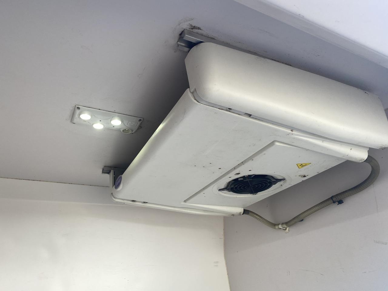 Furgonas šaldytuvas pervežimui maisto produktų RENAULT MASTER: foto 8