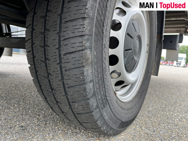 MAN TGE 3.180 4X2F SB - Bortinis automobilis: foto 3 MAN TGE 3.180 4X2F SB - Bortinis automobilis: foto 3
