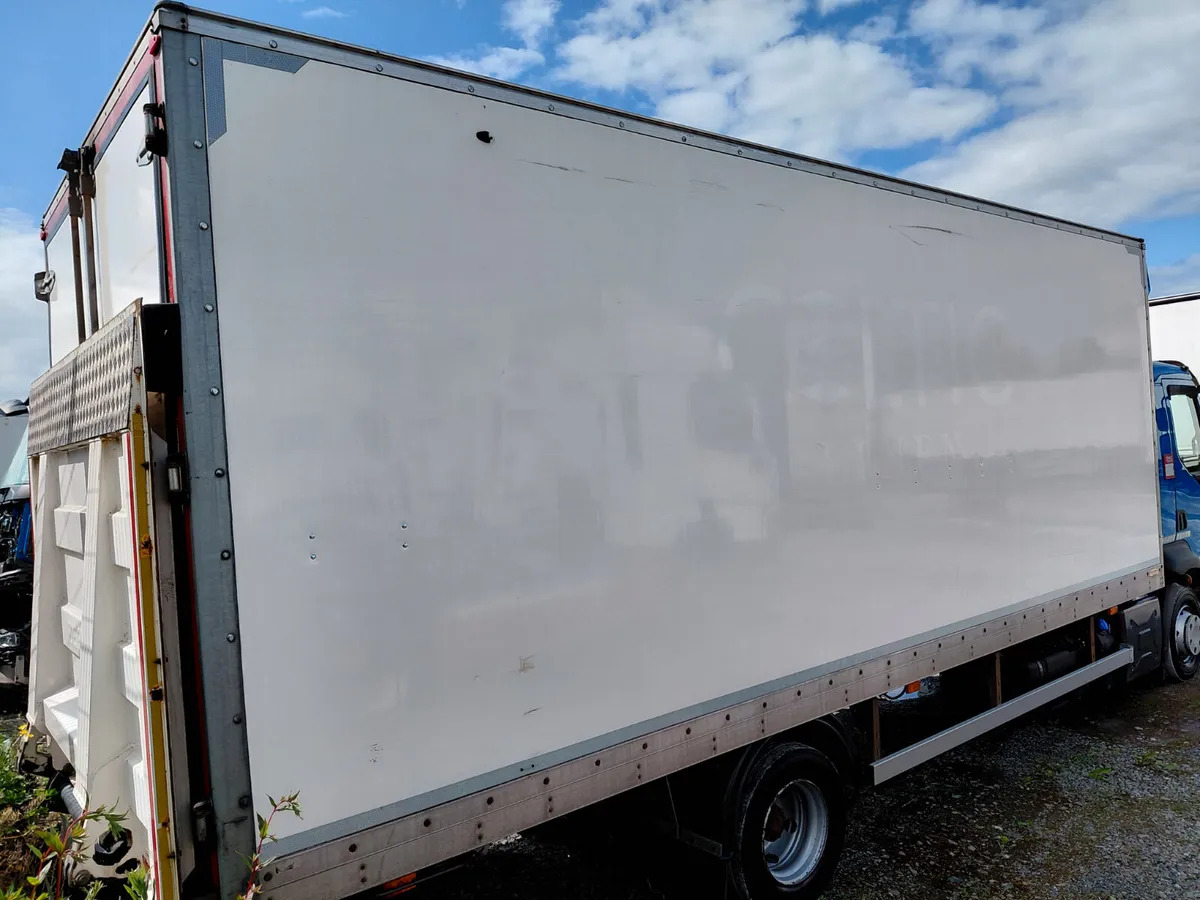 2019 Renault D12 (choice) - Furgonas sunkvežimis: foto 3 2019 Renault D12 (choice) - Furgonas sunkvežimis: foto 3