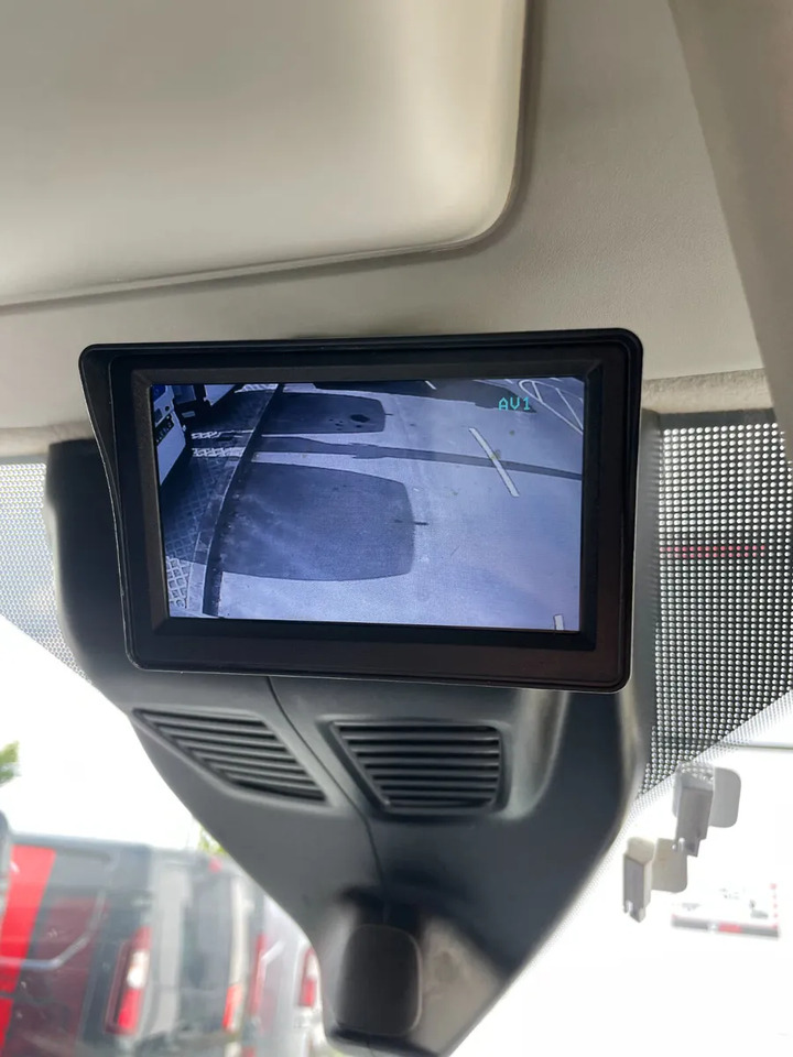 2021 Low Mileage Ford Transit 350L Trend - Krovininis mikroautobusas: foto 2 2021 Low Mileage Ford Transit 350L Trend - Krovininis mikroautobusas: foto 2