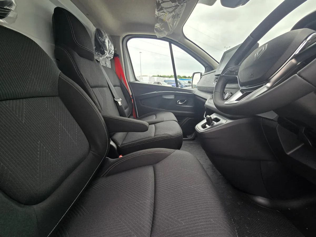 Krovininis mikroautobusas 2025 Renault Trafic Exclusive 150BHP Auto: foto 9