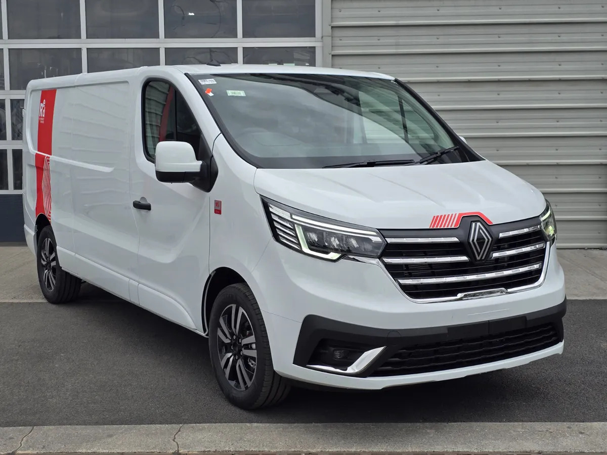 NEW Renault Trafic Exclusive 170BHP/150BHP Manual White - Krovininis mikroautobusas: foto 1 NEW Renault Trafic Exclusive 170BHP/150BHP Manual White - Krovininis mikroautobusas: foto 1