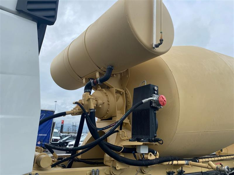 Betonvežis ‘New’ Renault C Range Rigid Putzmeister P9G Mixer: foto 10