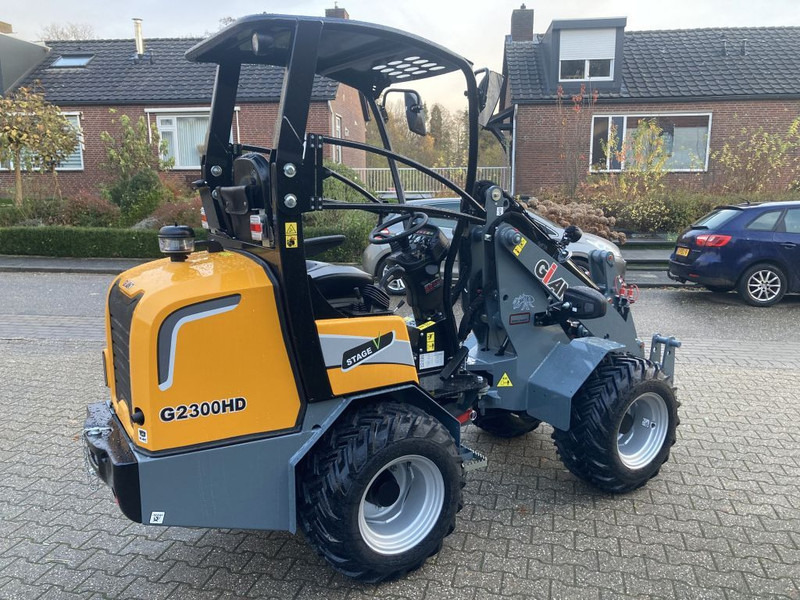 Giant G2300 HD - Šarnyrinis krautuvas: foto 4 Giant G2300 HD - Šarnyrinis krautuvas: foto 4