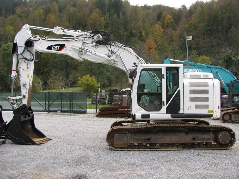 CAT 320E LRR 4 orodja - Vikšrinis ekskavatorius: foto 3 CAT 320E LRR 4 orodja - Vikšrinis ekskavatorius: foto 3