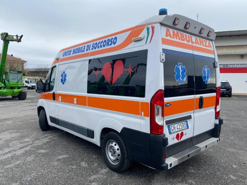 Fiat Ducato - Greitosios pagalbos automobilis: foto 3 Fiat Ducato - Greitosios pagalbos automobilis: foto 3