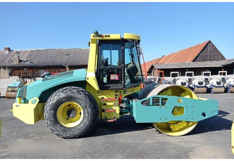 Ammann ASC 110 METAL -GUMA Field roller - Volas: foto 1 Ammann ASC 110 METAL -GUMA Field roller - Volas: foto 1