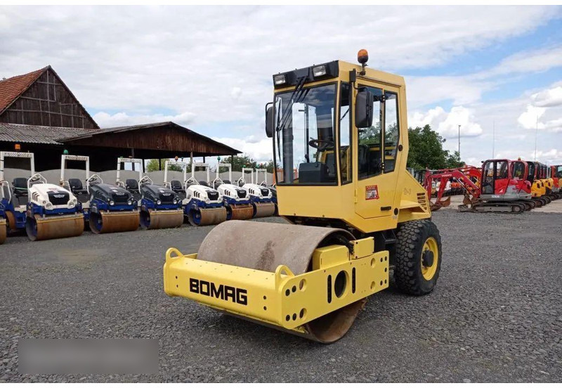 Bomag BW 145 D-3 Road roller - Volas: foto 1 Bomag BW 145 D-3 Road roller - Volas: foto 1