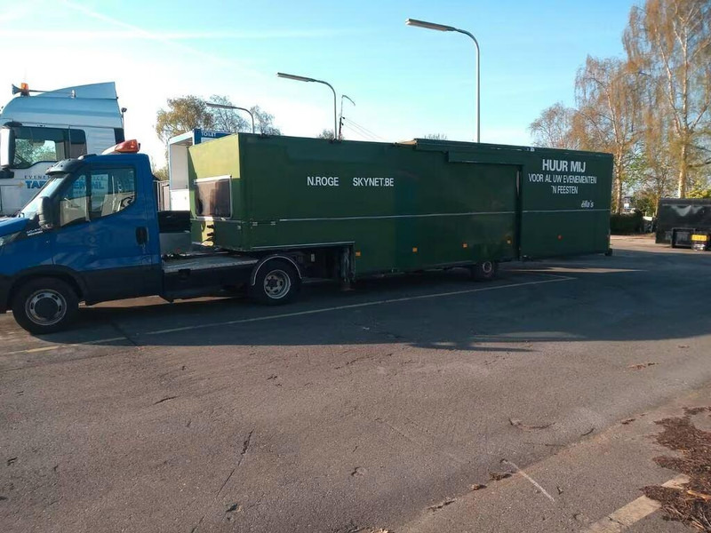 Buffet semi-trailer - Furgonas puspriekabė: foto 4 Buffet semi-trailer - Furgonas puspriekabė: foto 4