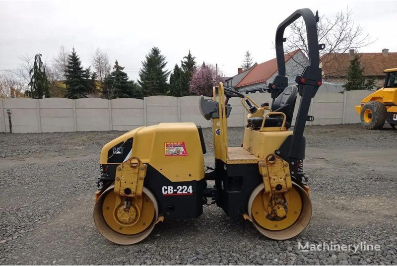 Caterpillar CB -224 Úthenger - Volas: foto 2 Caterpillar CB -224 Úthenger - Volas: foto 2