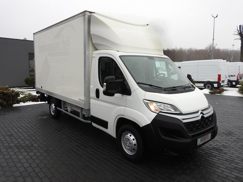 Citroën JUMPER KONTENER WINDA 8 PALET TEMPOMAT NAWIGACJA KLIMATYZACJA 1 - Furgonas sunkvežimis: foto 4 Citroën JUMPER KONTENER WINDA 8 PALET TEMPOMAT NAWIGACJA KLIMATYZACJA 1 - Furgonas sunkvežimis: foto 4