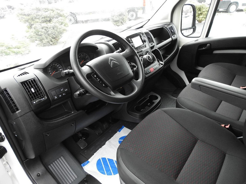 Citroën JUMPER KONTENER WINDA 8 PALET TEMPOMAT NAWIGACJA KLIMATYZACJA 1 - Furgonas sunkvežimis: foto 2 Citroën JUMPER KONTENER WINDA 8 PALET TEMPOMAT NAWIGACJA KLIMATYZACJA 1 - Furgonas sunkvežimis: foto 2