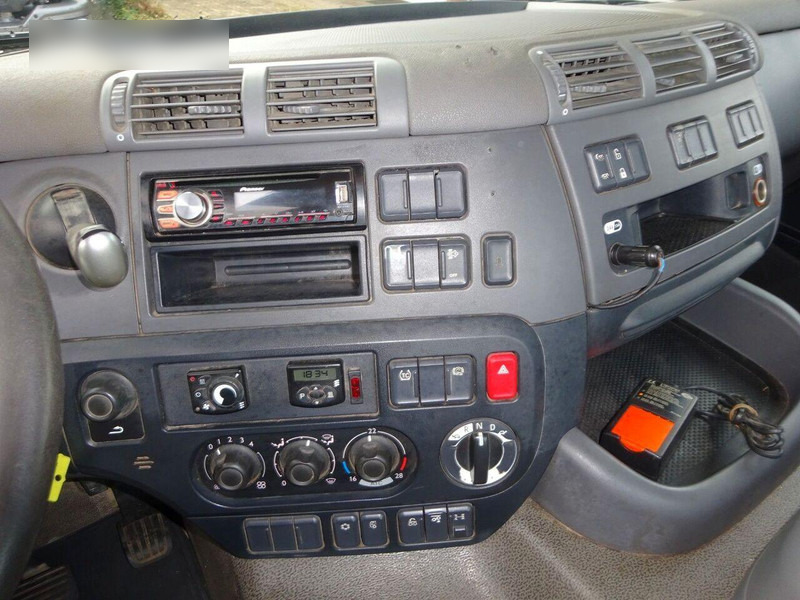 Nuožulnaus pakėlimo ant platformos sunkvežimis DAF CF 440: foto 14 Nuožulnaus pakėlimo ant platformos sunkvežimis DAF CF 440: foto 14