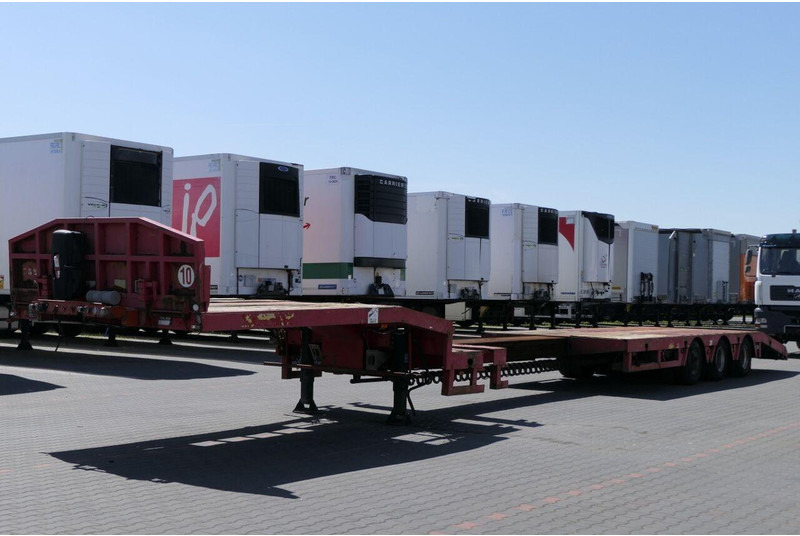 Faymonville NISKOPODWOZIE / ROZCIĄGANA / LAWETA / osie skrętne / wciągarka - Žemo profilio platforma puspriekabė: foto 4 Faymonville NISKOPODWOZIE / ROZCIĄGANA / LAWETA / osie skrętne / wciągarka - Žemo profilio platforma puspriekabė: foto 4