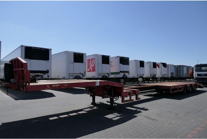 Faymonville NISKOPODWOZIE / ROZCIĄGANA / LAWETA / osie skrętne / wciągarka - Žemo profilio platforma puspriekabė: foto 5 Faymonville NISKOPODWOZIE / ROZCIĄGANA / LAWETA / osie skrętne / wciągarka - Žemo profilio platforma puspriekabė: foto 5