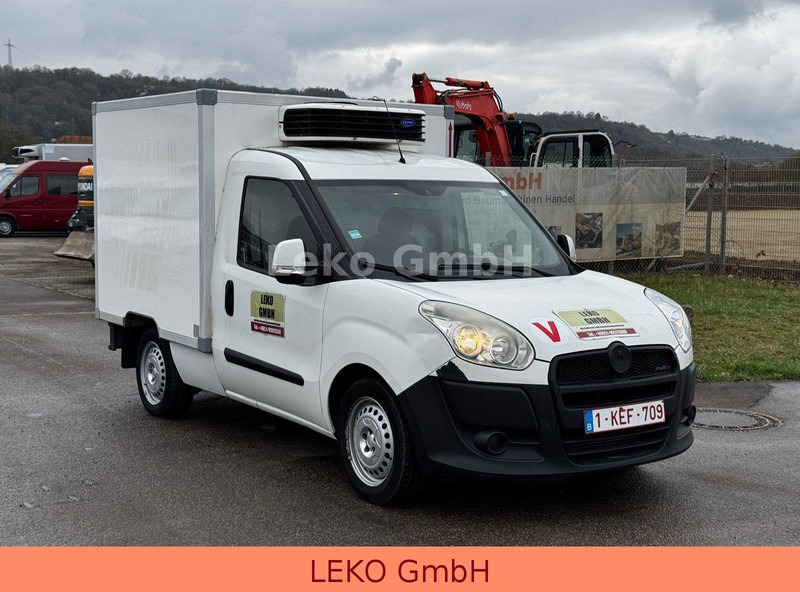 Fiat Doblò 1,6 Mit Carrier Xr 200 - Furgonas šaldytuvas: foto 1 Fiat Doblò 1,6 Mit Carrier Xr 200 - Furgonas šaldytuvas: foto 1