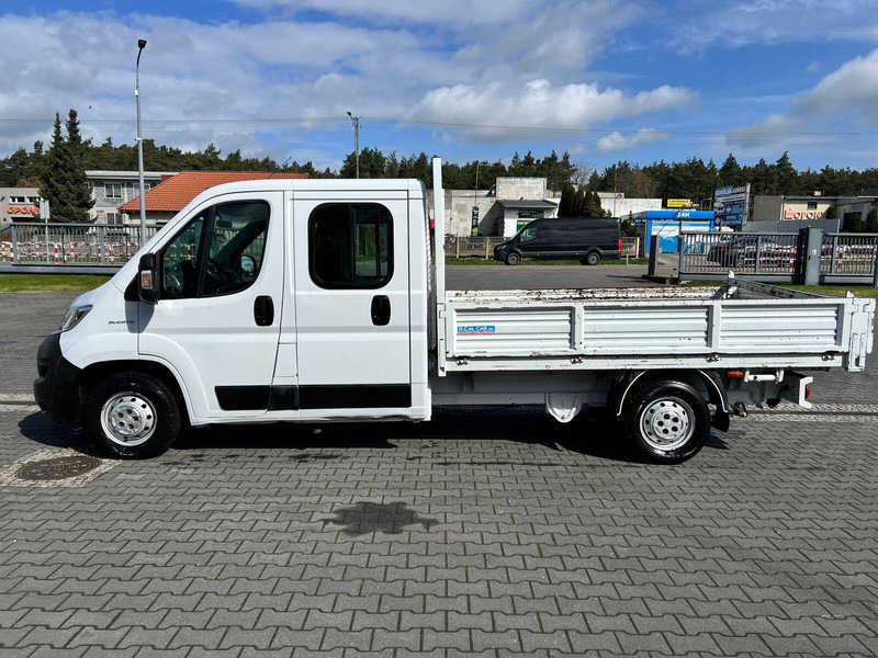 Fiat Ducato Brygadówka Doka 7-miejsc + Skrzynia - Bortinis automobilis, Komercinis automobilis su dviguba kabina: foto 2 Fiat Ducato Brygadówka Doka 7-miejsc + Skrzynia - Bortinis automobilis, Komercinis automobilis su dviguba kabina: foto 2