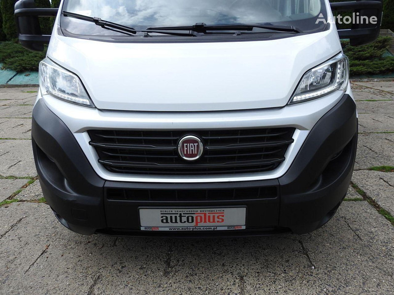 Fiat Ducato Curtain side 4,85 m - Tentinis mikroautobusas: foto 3 Fiat Ducato Curtain side 4,85 m - Tentinis mikroautobusas: foto 3