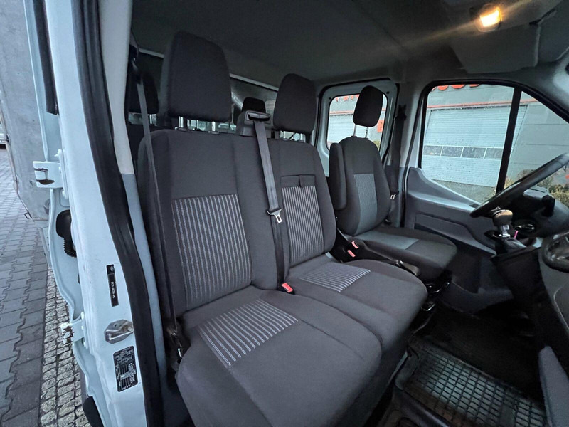 Tentinis mikroautobusas Ford Transit Doka Brygadówka 7-miejsc Plandeka: foto 13 Tentinis mikroautobusas Ford Transit Doka Brygadówka 7-miejsc Plandeka: foto 13