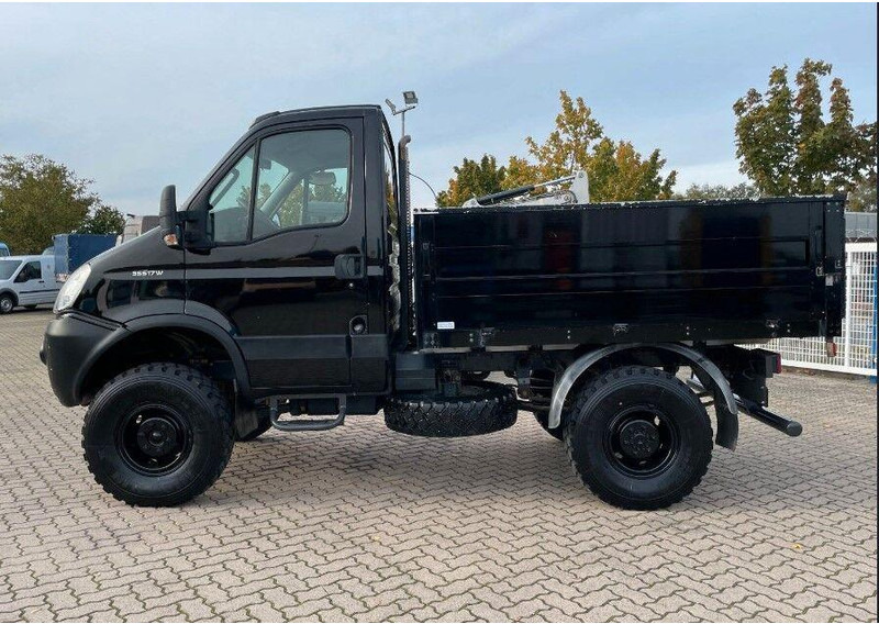 Iveco 35S17 W 4x4 Flatbed - Bortinis automobilis: foto 3 Iveco 35S17 W 4x4 Flatbed - Bortinis automobilis: foto 3