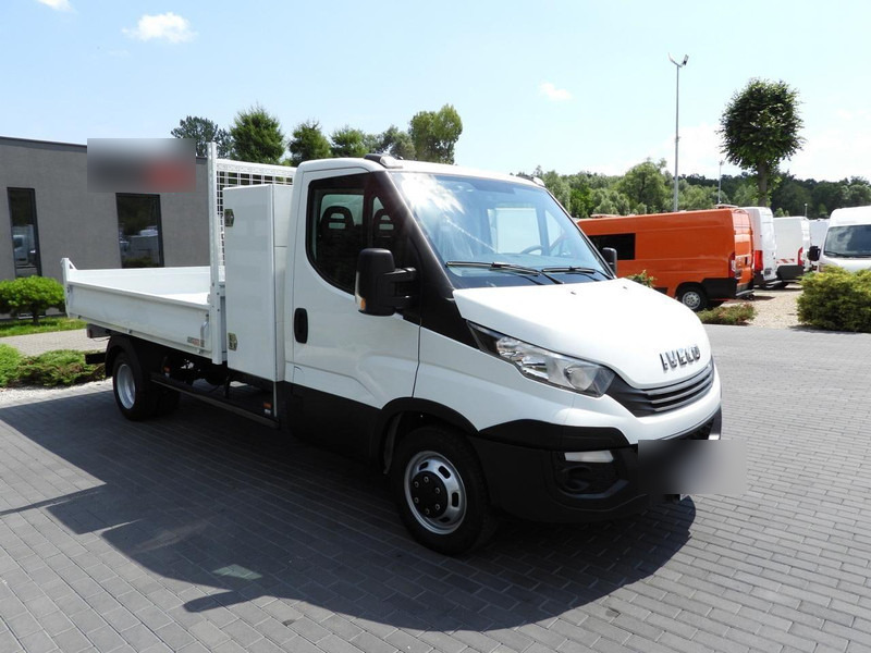 Iveco DAILY 35C15 WYWROTKA TEMPOMAT BLIŹNIACZE KOŁA KLIMATYZACJA 150K - Mažas savivartis: foto 4 Iveco DAILY 35C15 WYWROTKA TEMPOMAT BLIŹNIACZE KOŁA KLIMATYZACJA 150K - Mažas savivartis: foto 4