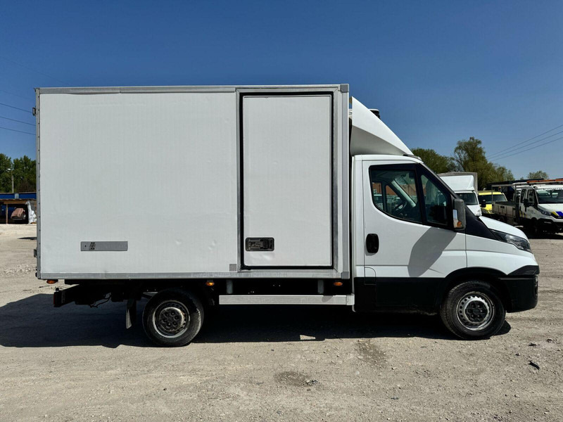 Iveco Daily 35-130 S - CARRIER XARIOS 350 Frigo - Furgonas šaldytuvas: foto 4 Iveco Daily 35-130 S - CARRIER XARIOS 350 Frigo - Furgonas šaldytuvas: foto 4