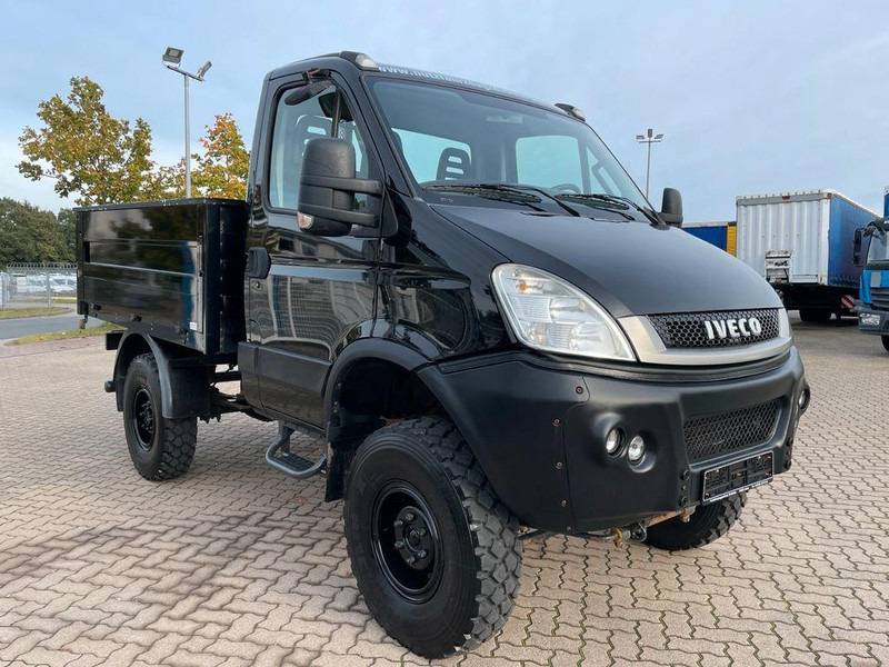 Iveco Daily 35S17 Flatbed 4x4 - Bortinis automobilis: foto 1 Iveco Daily 35S17 Flatbed 4x4 - Bortinis automobilis: foto 1
