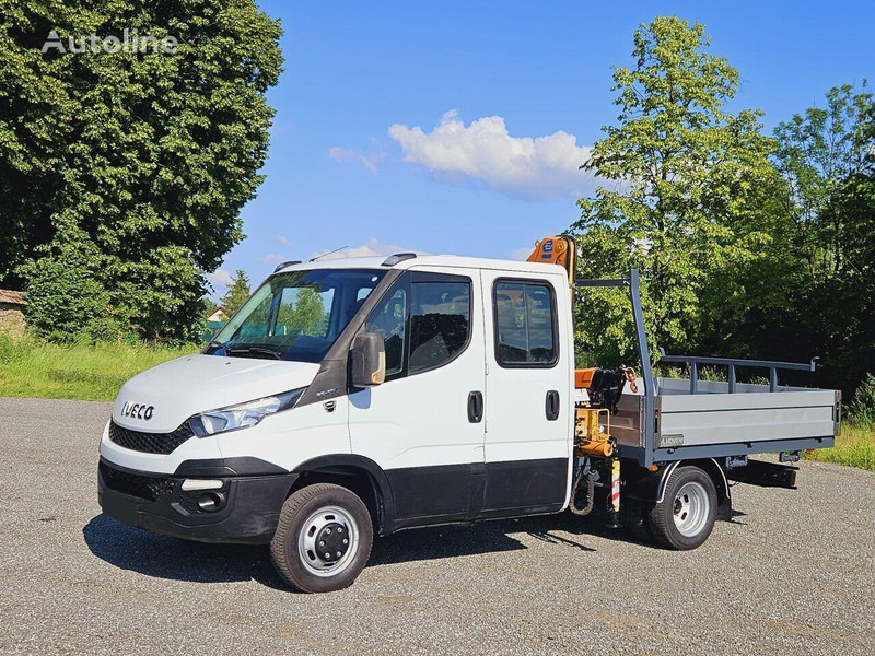 Iveco Daily 35c-15 Doka flatbed + crane Effer - Bortinis automobilis, Komercinis automobilis su dviguba kabina: foto 1 Iveco Daily 35c-15 Doka flatbed + crane Effer - Bortinis automobilis, Komercinis automobilis su dviguba kabina: foto 1