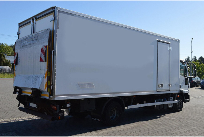 Iveco EUROCARGO 120EL18 REFRIGERATOR+LIFT SIDE DOOR - Refrižeratorius sunkvežimis: foto 4 Iveco EUROCARGO 120EL18 REFRIGERATOR+LIFT SIDE DOOR - Refrižeratorius sunkvežimis: foto 4
