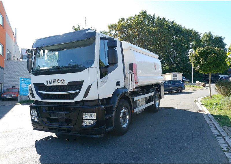 Iveco Magirus 420 - Tanker truck - Autocisterna: foto 1 Iveco Magirus 420 - Tanker truck - Autocisterna: foto 1