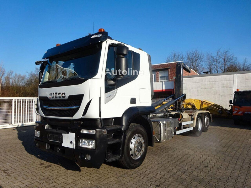 Iveco STRALIS 400 - Hook lift truck - Hook-lift sunkvežimis, Sunkvežimis su kranu: foto 3 Iveco STRALIS 400 - Hook lift truck - Hook-lift sunkvežimis, Sunkvežimis su kranu: foto 3