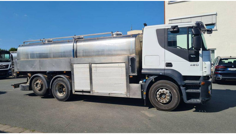 Iveco Stralis 420 6x2 16000 Liter - ohne Saug- und Mes - Autocisterna: foto 2 Iveco Stralis 420 6x2 16000 Liter - ohne Saug- und Mes - Autocisterna: foto 2