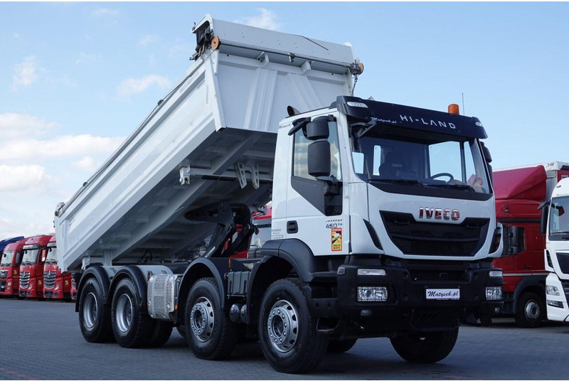 Iveco TRAKKER / 8x4 / WYWROTKA / HYDROBURTA / BORDMATIC / EURO 6 / ME - Savivartis sunkvežimis: foto 5 Iveco TRAKKER / 8x4 / WYWROTKA / HYDROBURTA / BORDMATIC / EURO 6 / ME - Savivartis sunkvežimis: foto 5