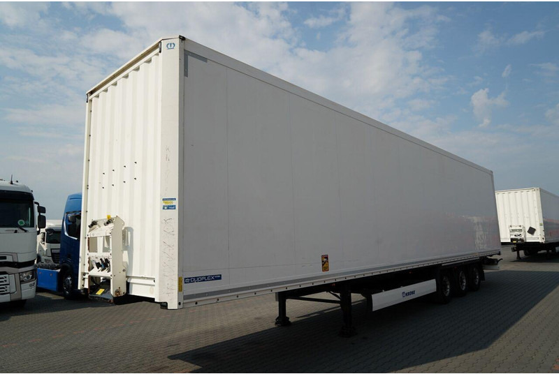 Krone - Furgonas puspriekabė: foto 4 Krone - Furgonas puspriekabė: foto 4