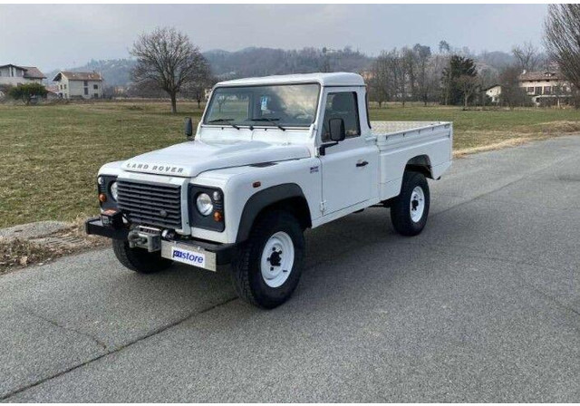 Land Rover Defender 110 - 2.2 Td4 4x4 Platós - Bortinis automobilis: foto 1 Land Rover Defender 110 - 2.2 Td4 4x4 Platós - Bortinis automobilis: foto 1