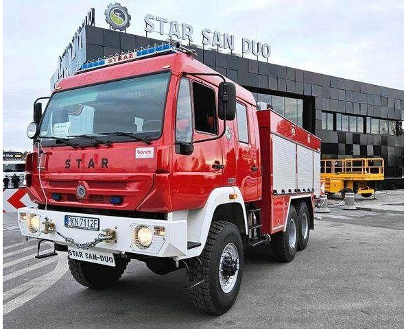 MAN 6x6 STAR Firetruck Feuerwehr - Gaisrinė mašina: foto 1 MAN 6x6 STAR Firetruck Feuerwehr - Gaisrinė mašina: foto 1