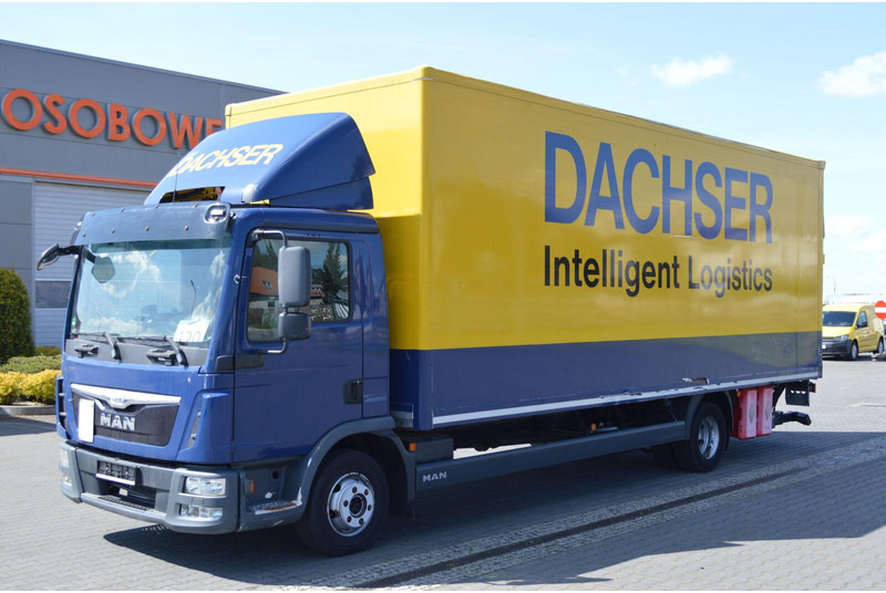 MAN TGL 12.250 CONTAINER+LIFT 1500 kg - Furgonas sunkvežimis: foto 1 MAN TGL 12.250 CONTAINER+LIFT 1500 kg - Furgonas sunkvežimis: foto 1