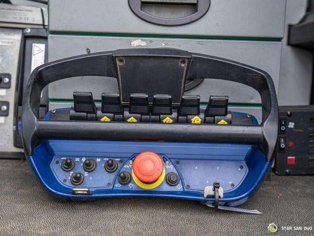 Platforminis/ Bortinis sunkvežimis, Sunkvežimis su kranu MAN TGM 13.290 4x4 FASSI F40B22 Crane Camper DOKA: foto 19